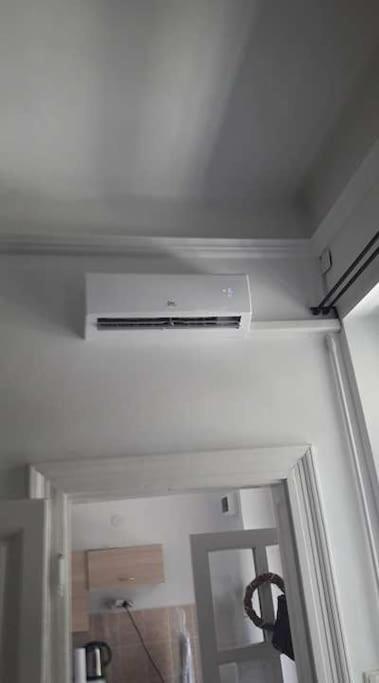 Sunshine Flat At The Blaha Apartament