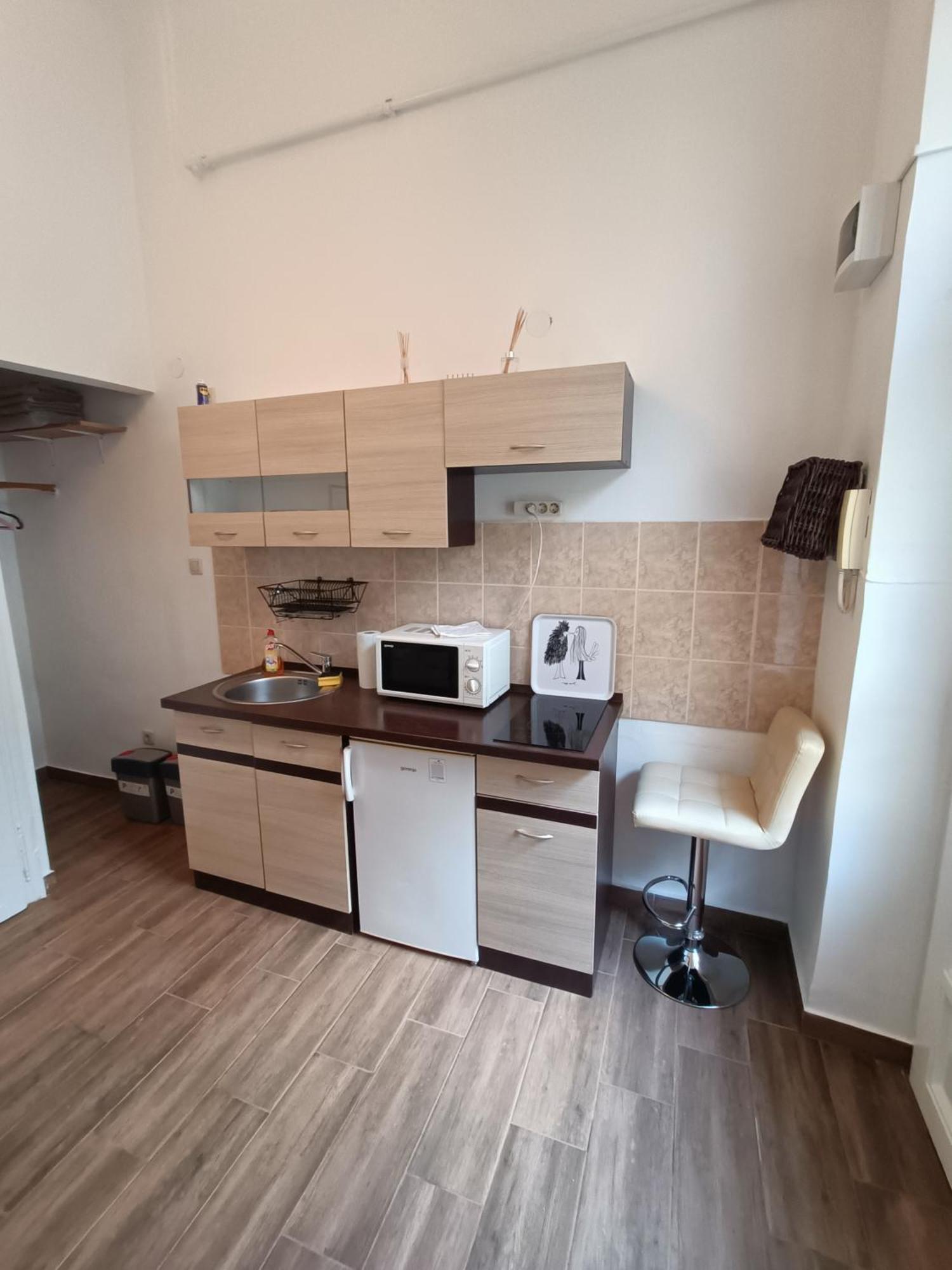 Apartament Sunshine Flat At The Blaha Budapesta